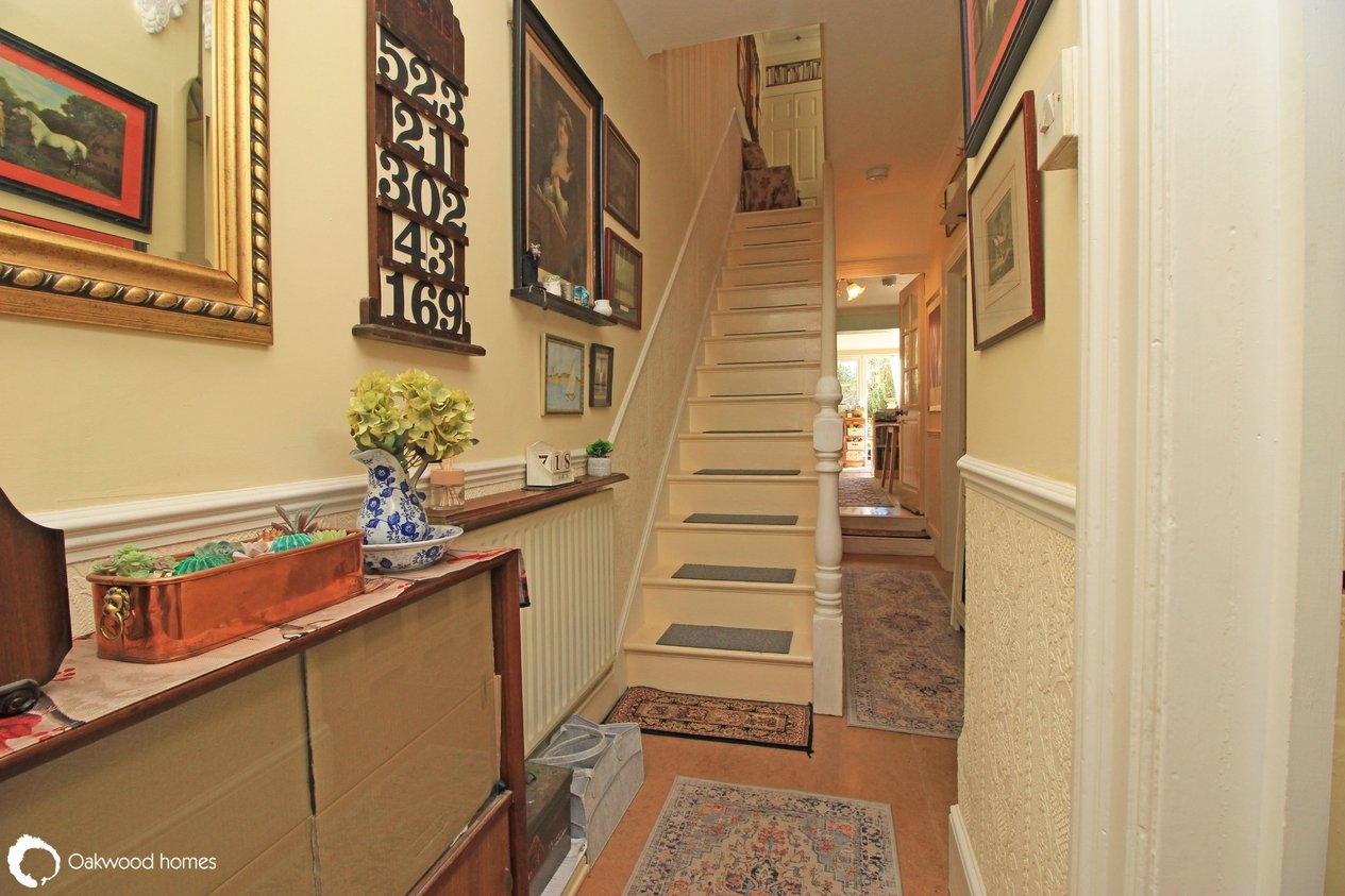 Properties Under Offer in Helena Avenue 