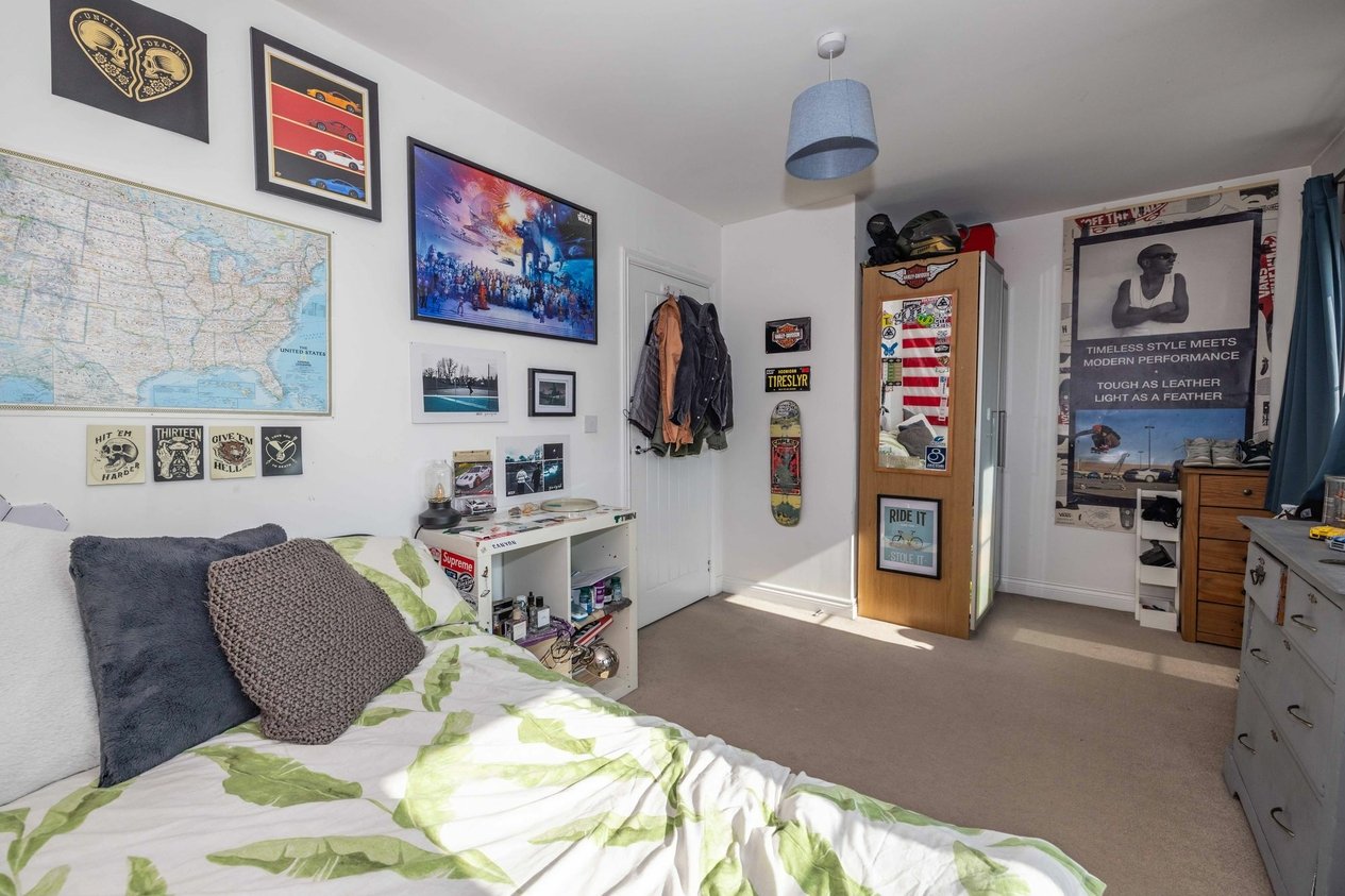 Properties For Sale in Herdwick Close  Kingsnorth