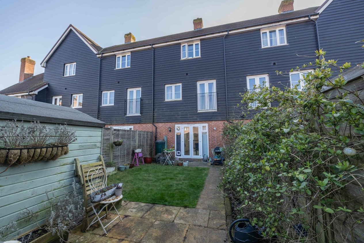 Properties For Sale in Herdwick Close  Kingsnorth