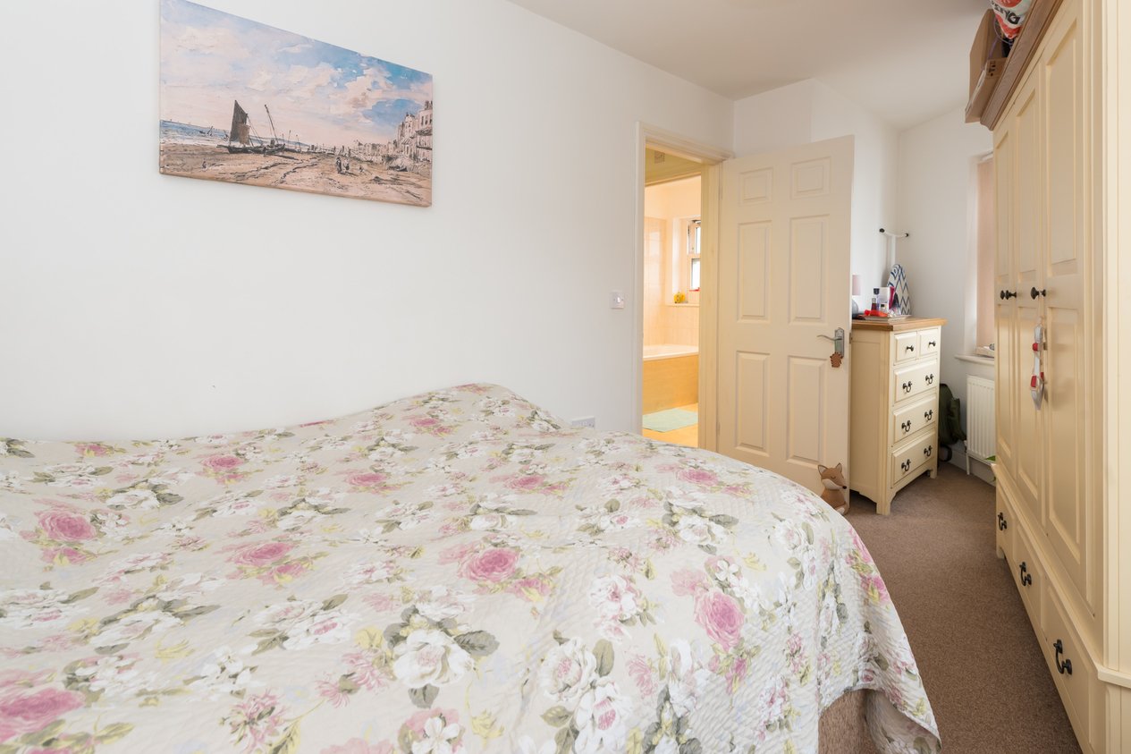 Properties Under Offer in Hereson Road Ramsgate
