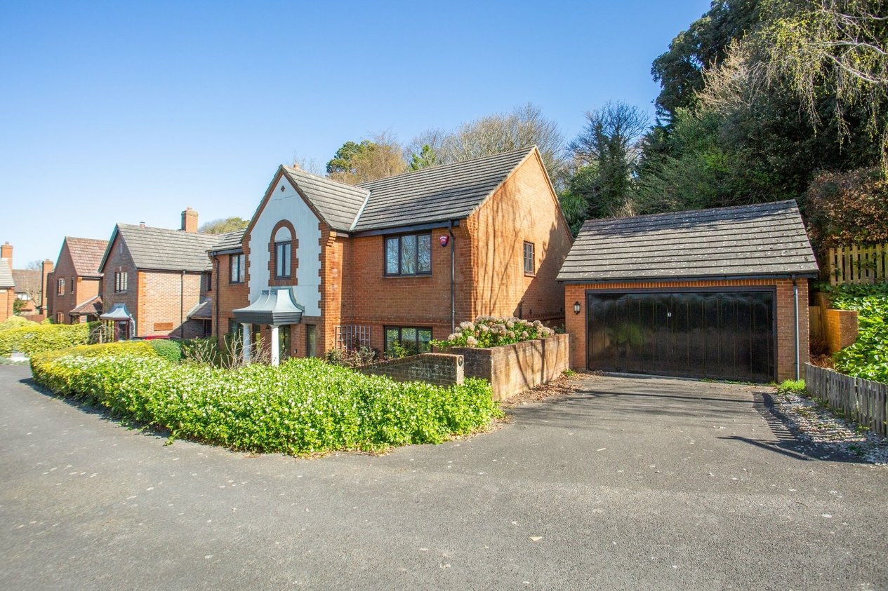 Properties For Sale in Heritage Gardens Dover