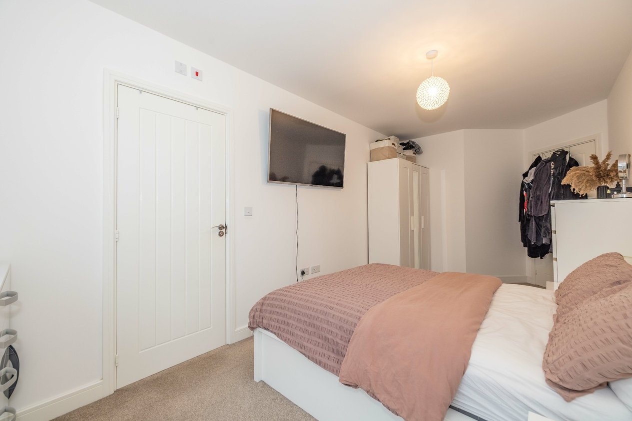 Properties Under Offer in Heritage Road Ashford
