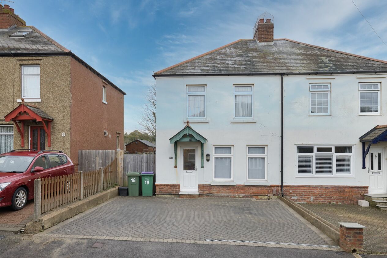 Properties For Sale in Heritage Road  Folkestone