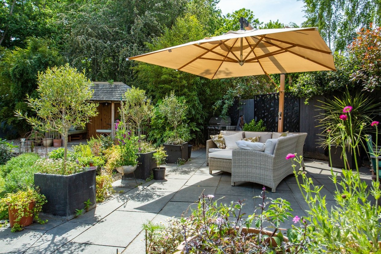 Properties For Sale in Hever Place Canterbury
