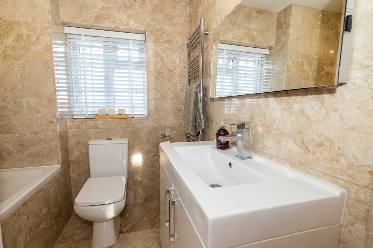 Properties Sold Subject To Contract in High Ridge  Ashford