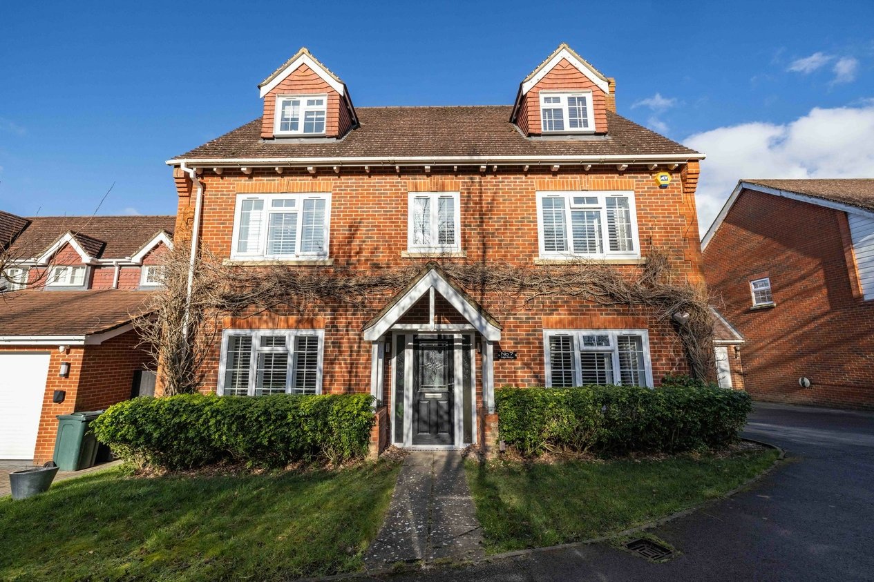 Properties Sold Subject To Contract in High Ridge  Ashford