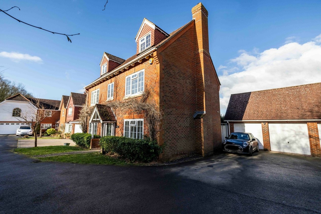 Properties Sold Subject To Contract in High Ridge  Ashford