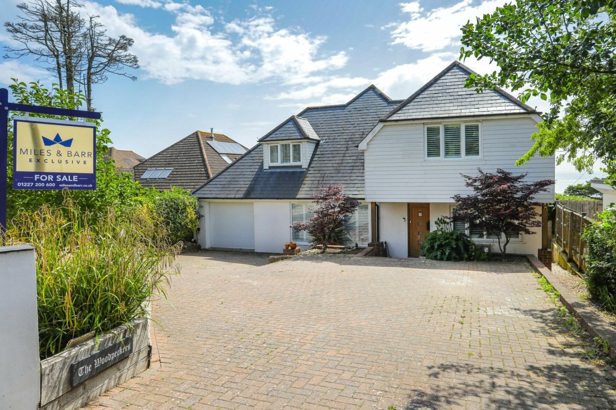 Properties For Sale in High Ridge Hythe