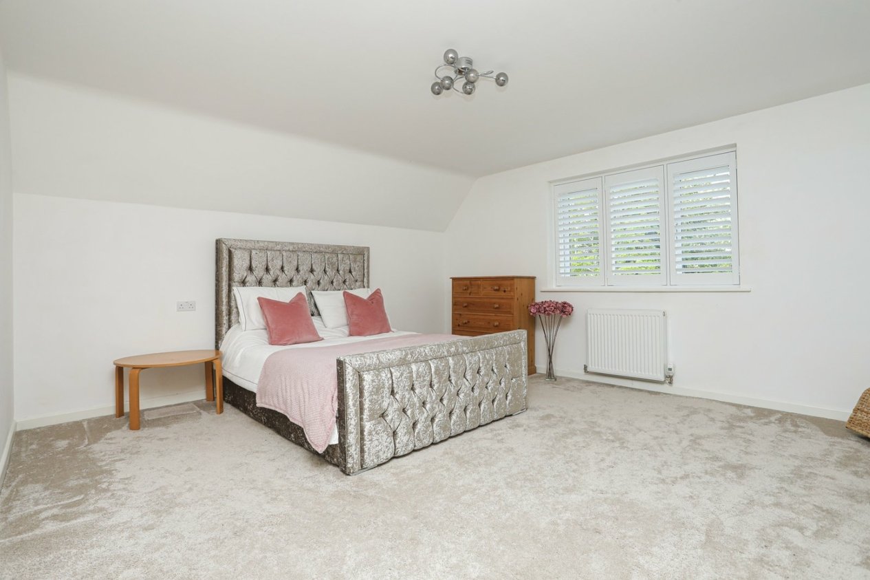 Properties For Sale in High Ridge Hythe