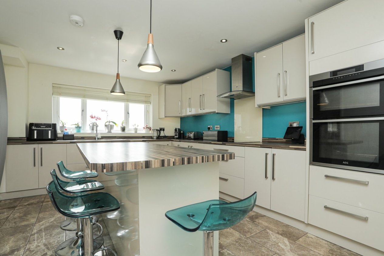 Properties For Sale in High Ridge Hythe