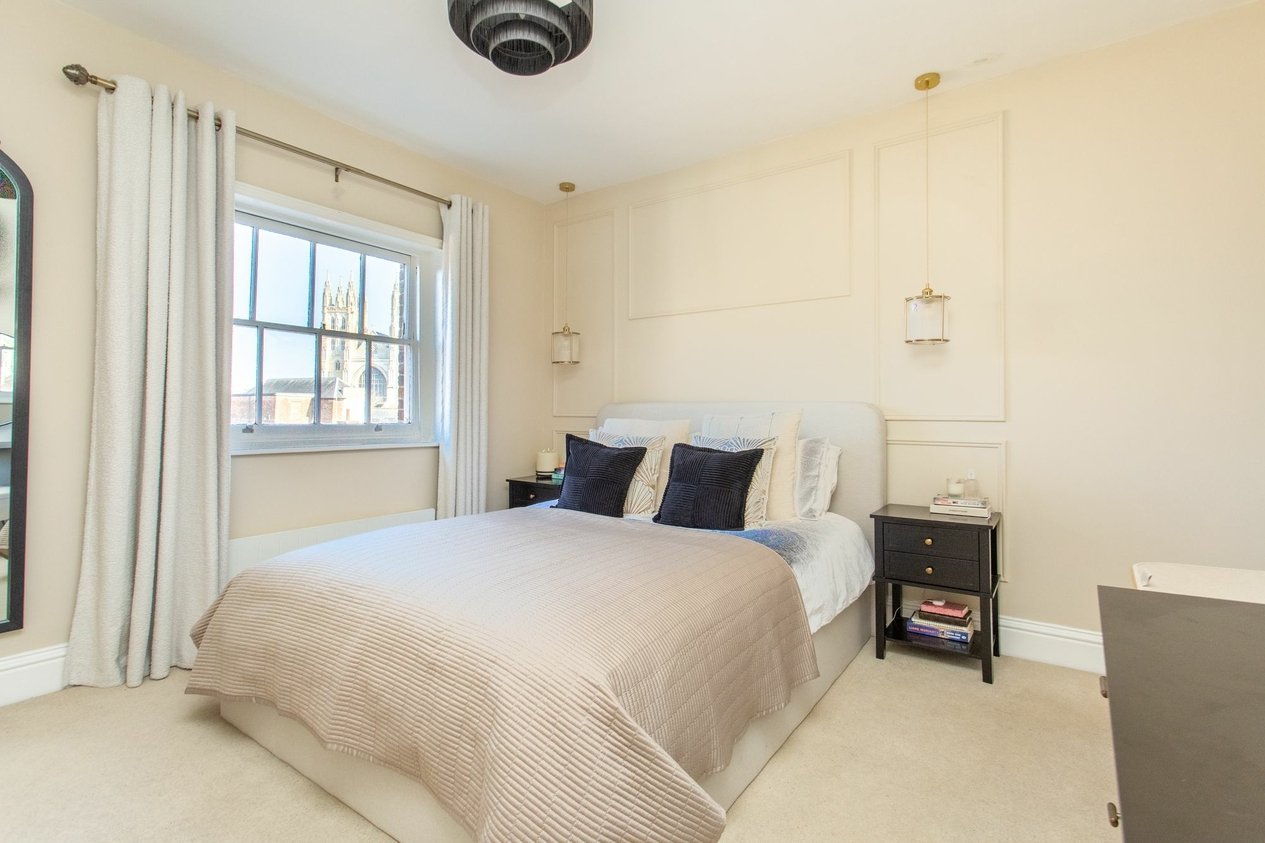 Properties For Sale in High Street  Canterbury