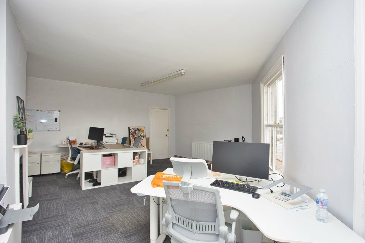 Properties Let Agreed in High Street Deal