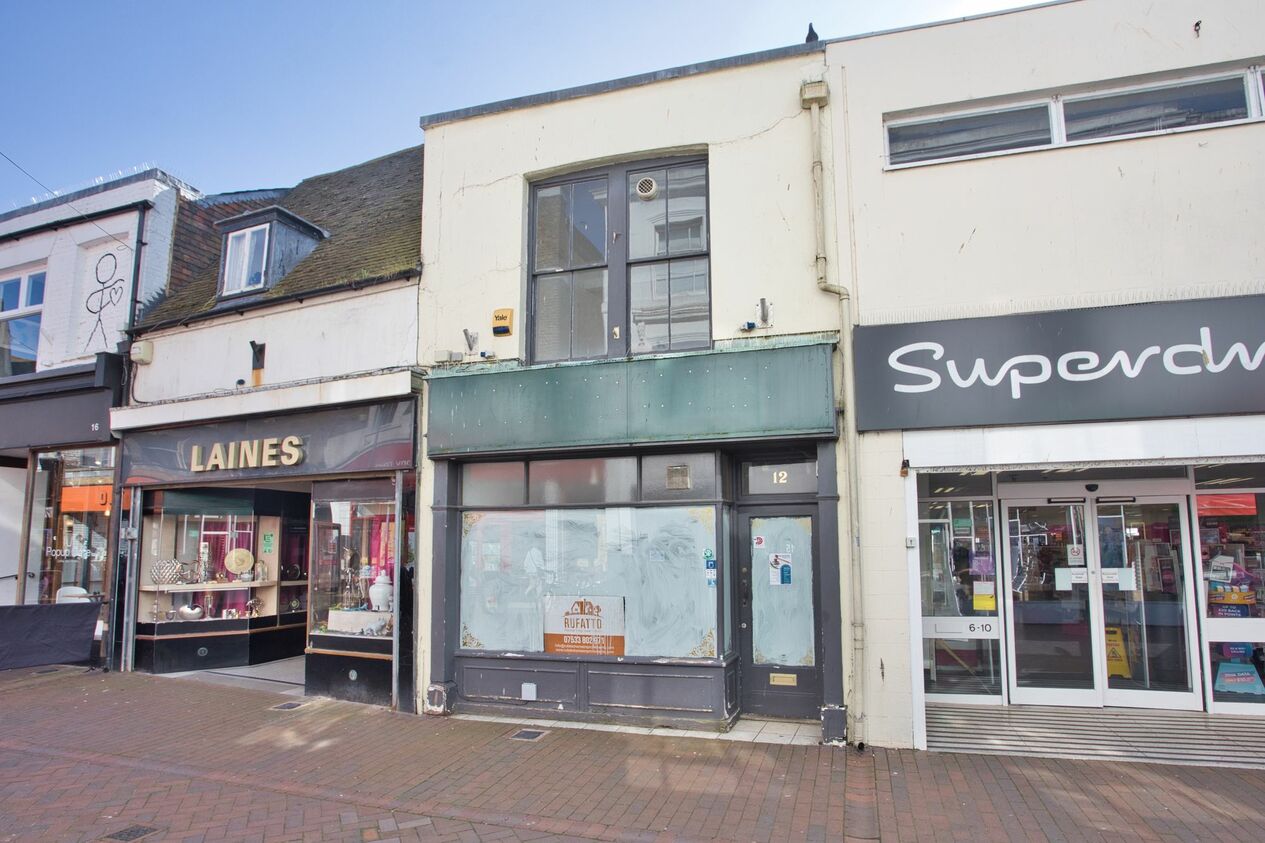 Properties Let Agreed in High Street  Deal