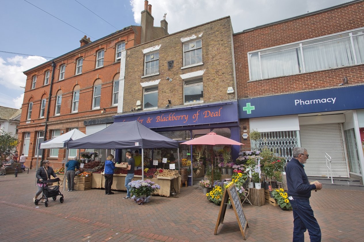 Properties For Sale in High Street Deal