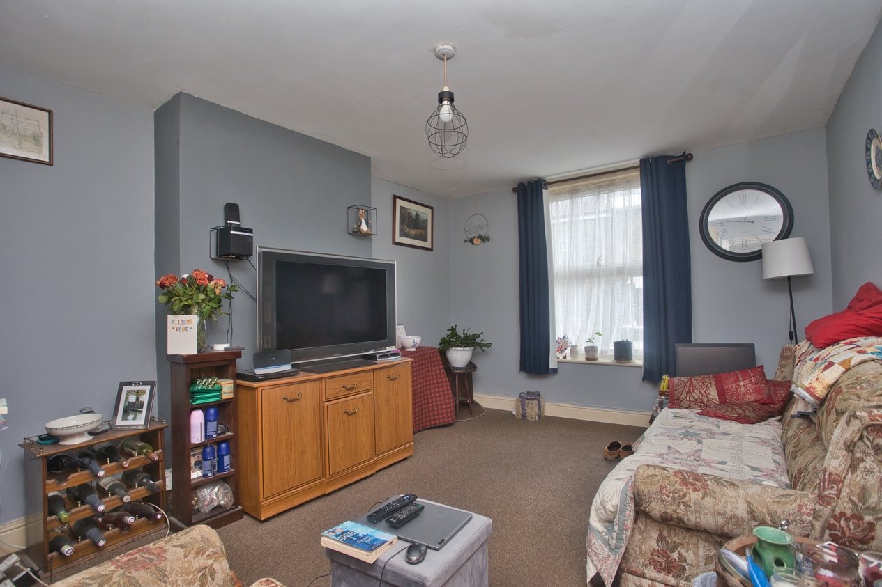 Properties Under Offer in High Street Dover