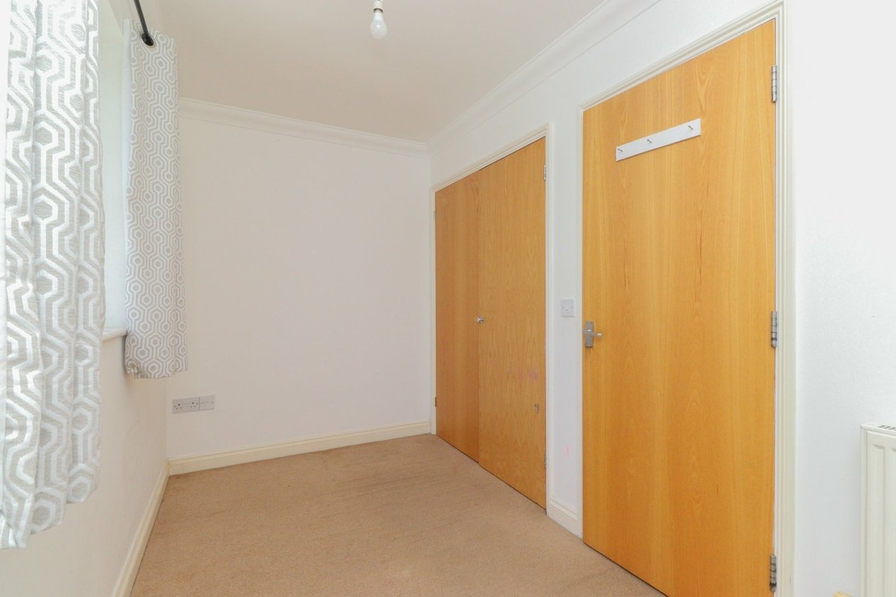 Properties Under Offer in High Street Garlinge
