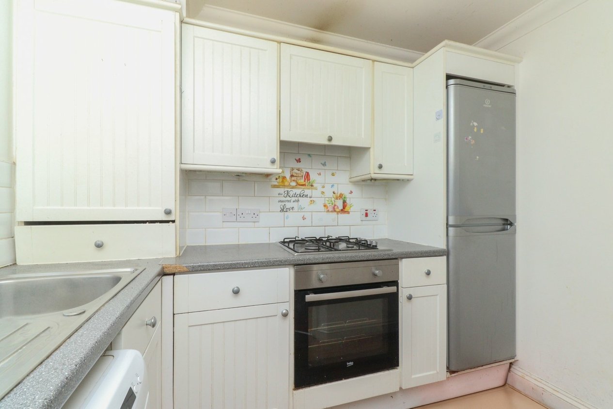 Properties Under Offer in High Street Garlinge