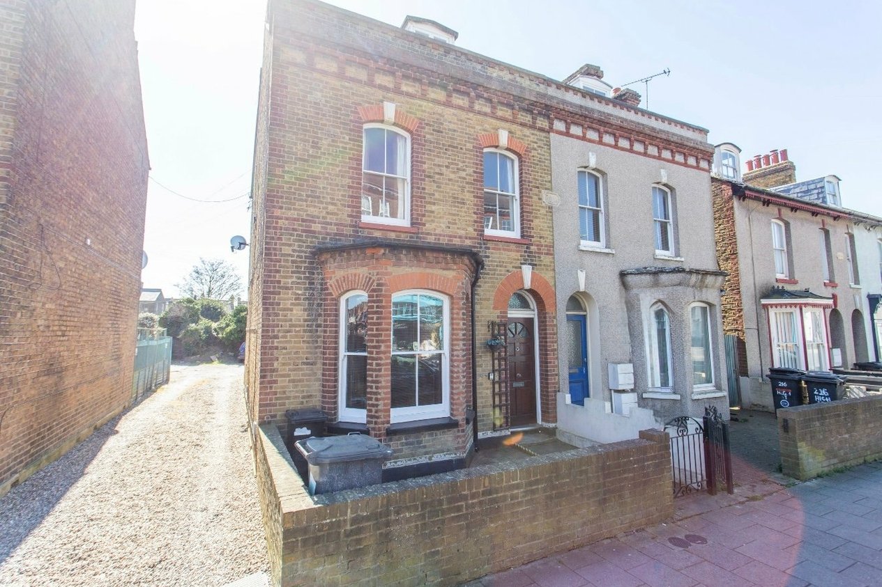 Properties For Sale in High Street Herne Bay