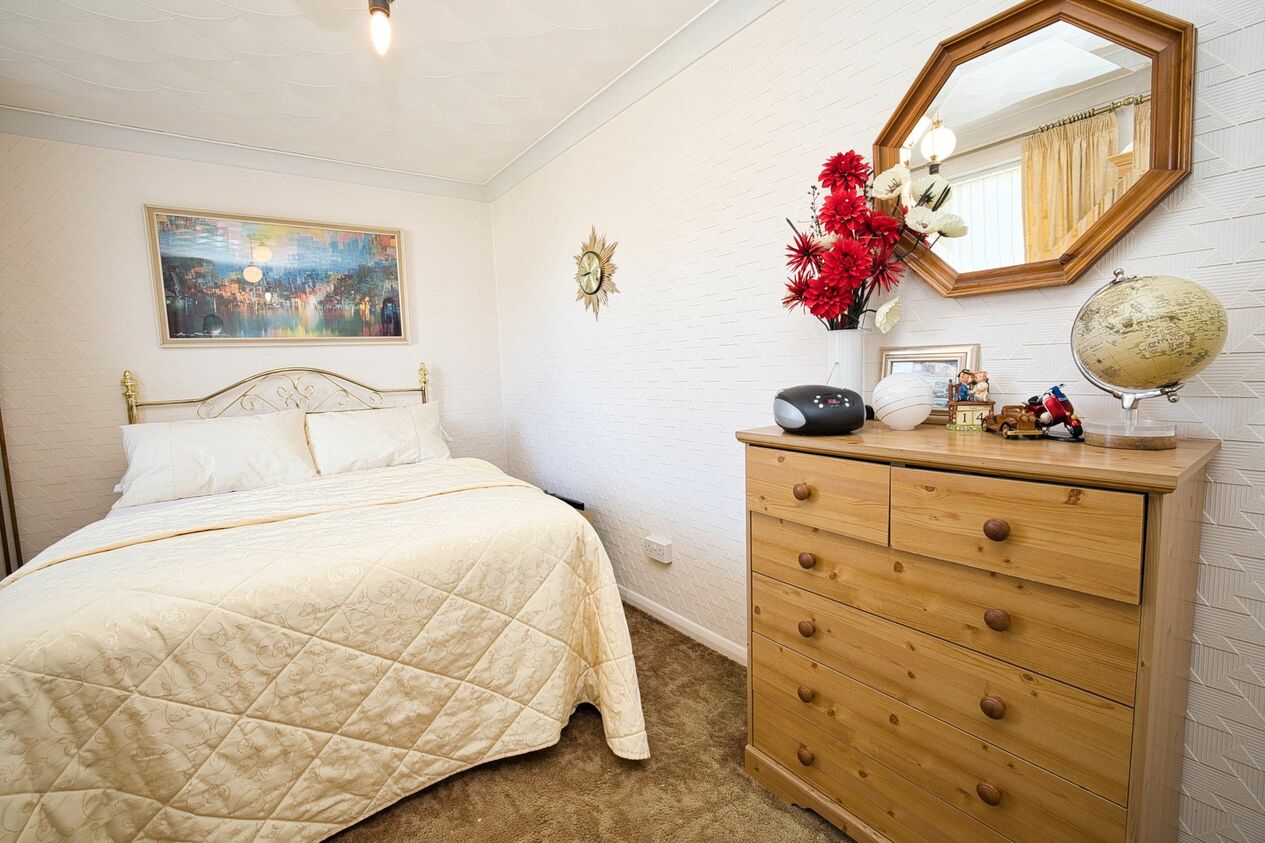 Properties For Sale in High Street  Manston