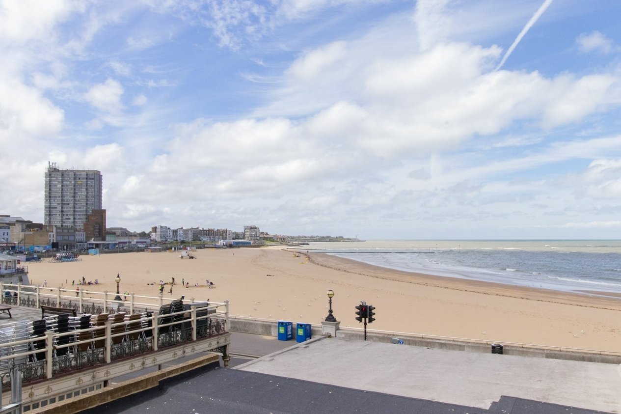 Properties To Let in High Street  Margate