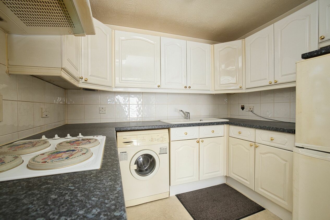 Properties For Sale in High Street  Minerva House Fortuna Court High Street