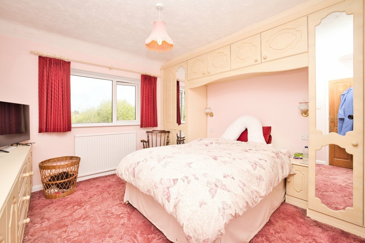 Properties For Sale in High Street Minster