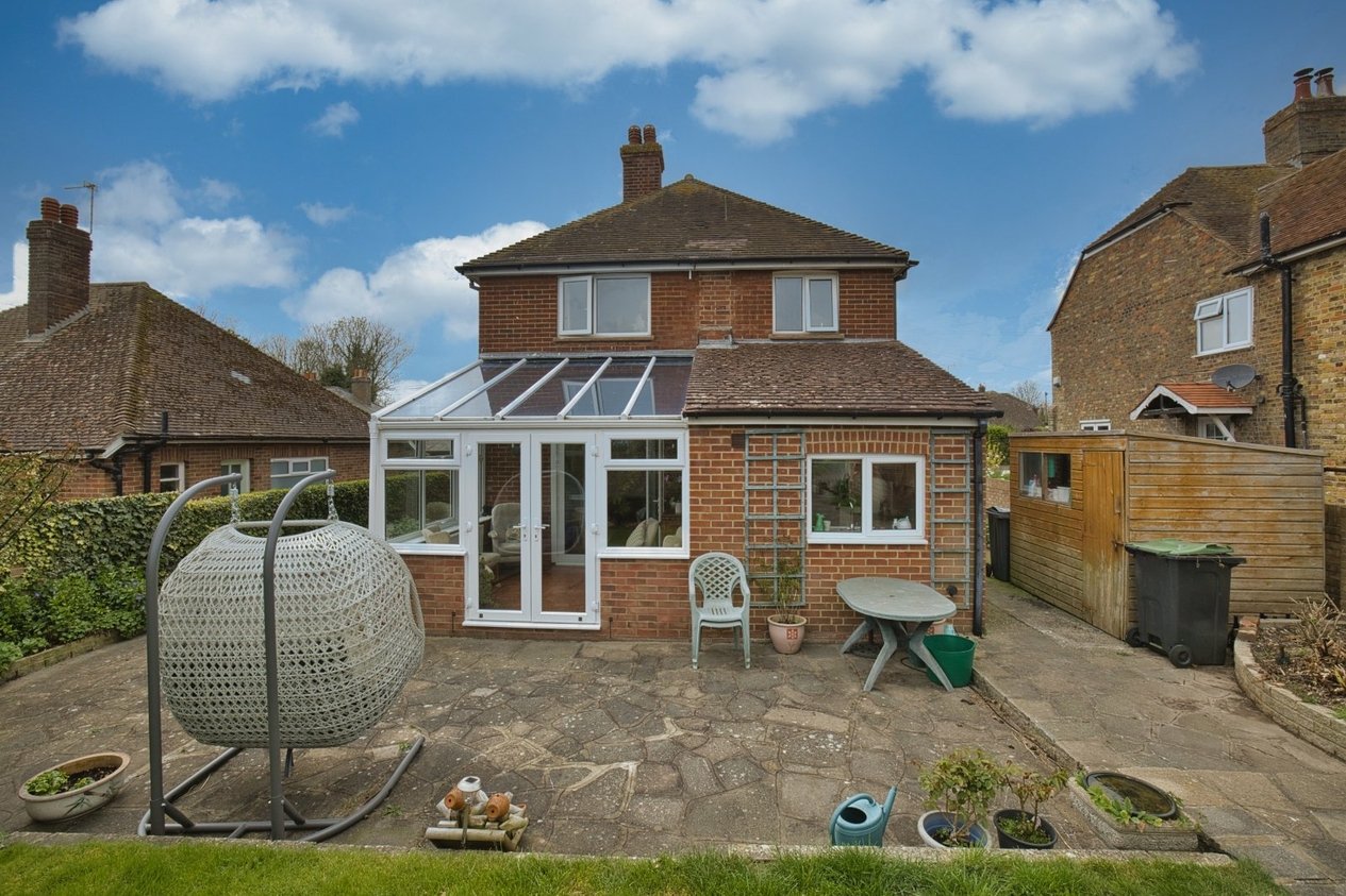 Properties For Sale in High Street Minster
