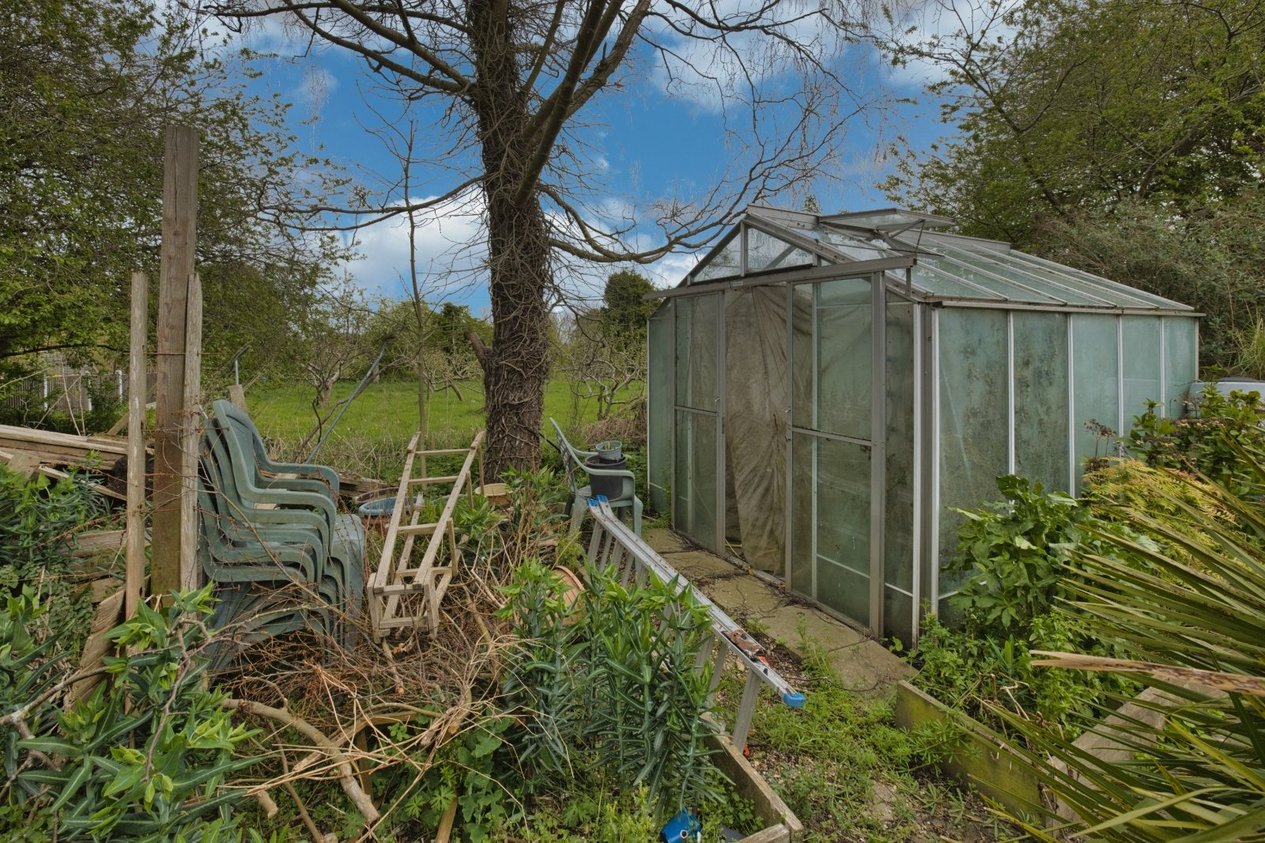 Properties For Sale in High Street Minster