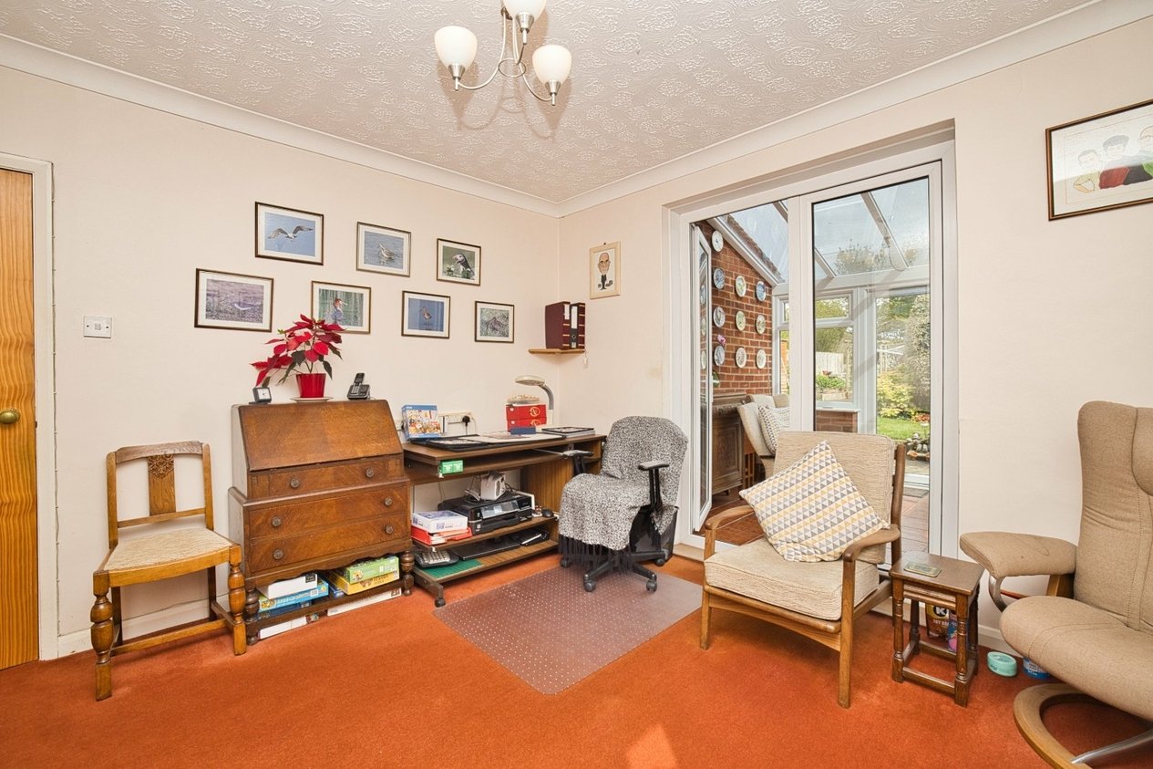 Properties For Sale in High Street Minster