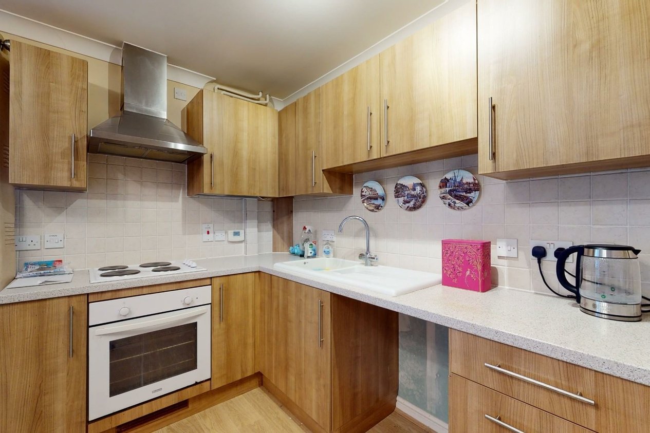 Properties Under Offer in High Street Ramsgate