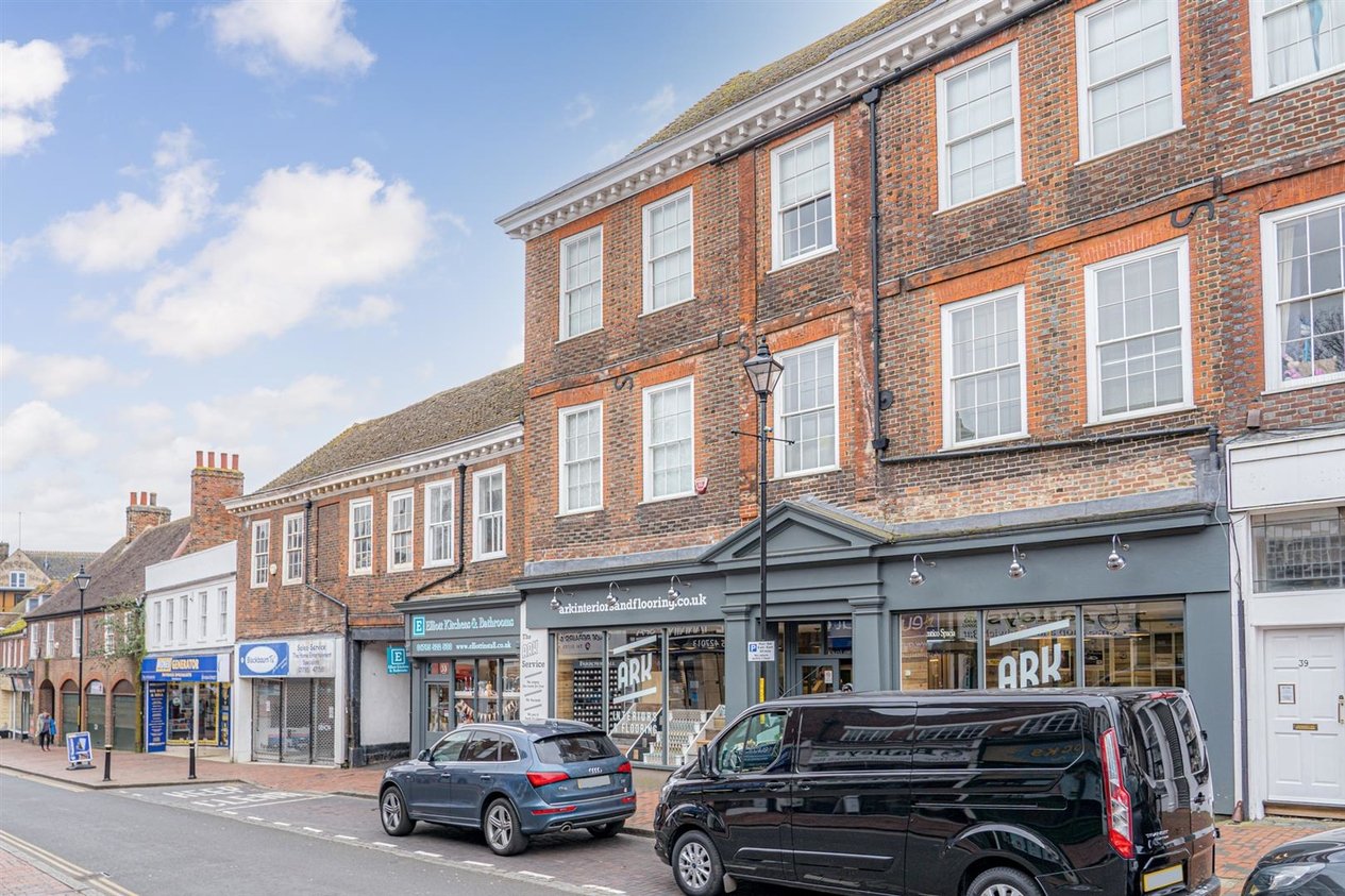 Properties Sold Subject To Contract in High Street 