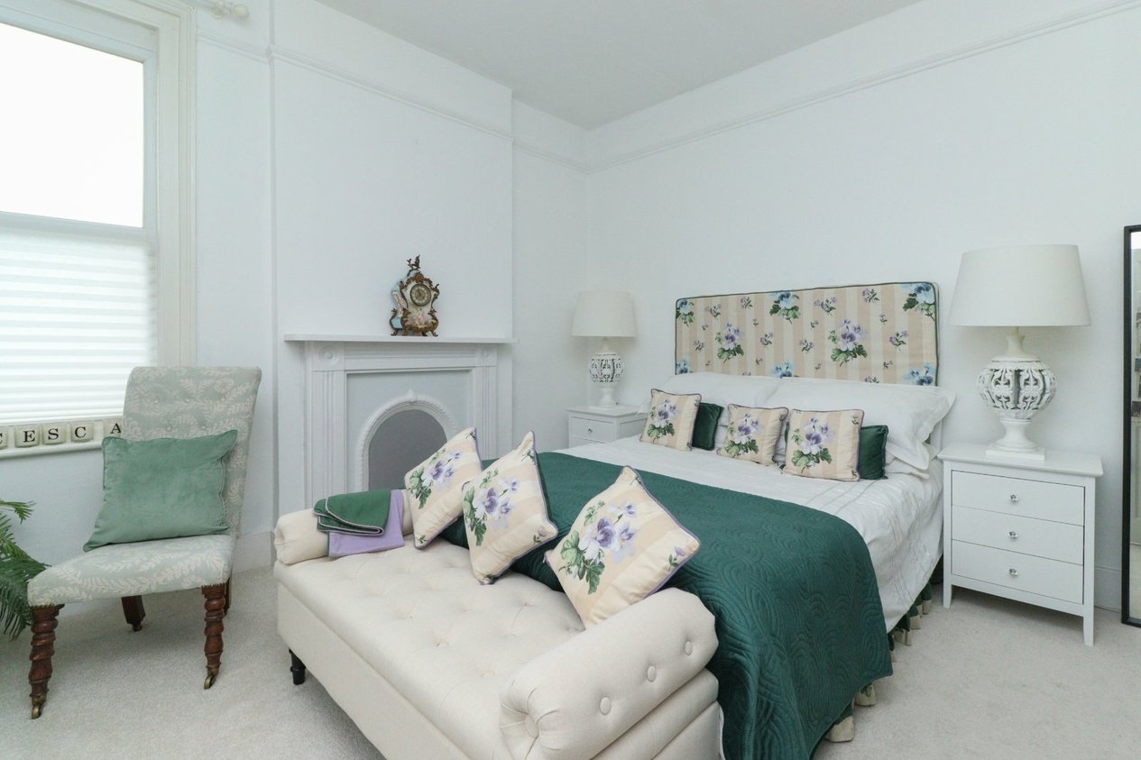 Properties For Sale in High Street St. Lawrence