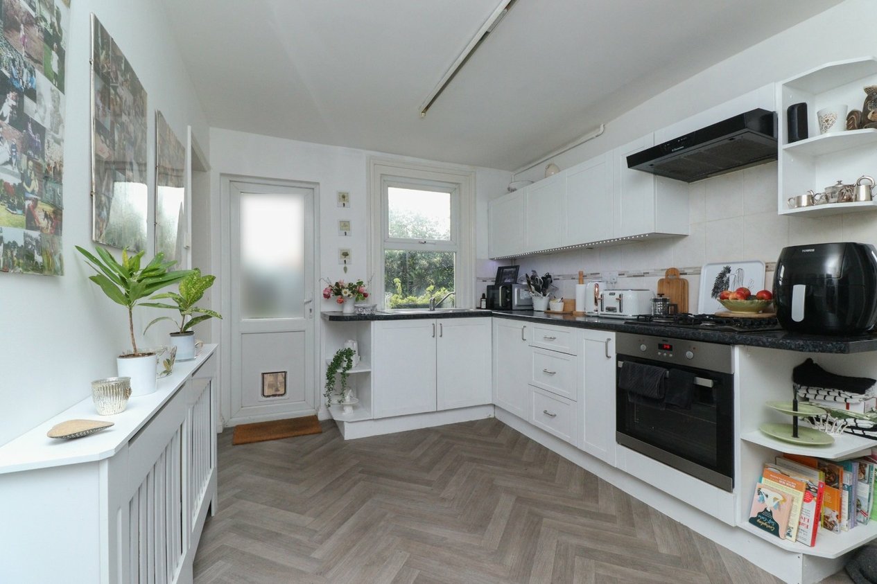 Properties For Sale in High Street St. Lawrence