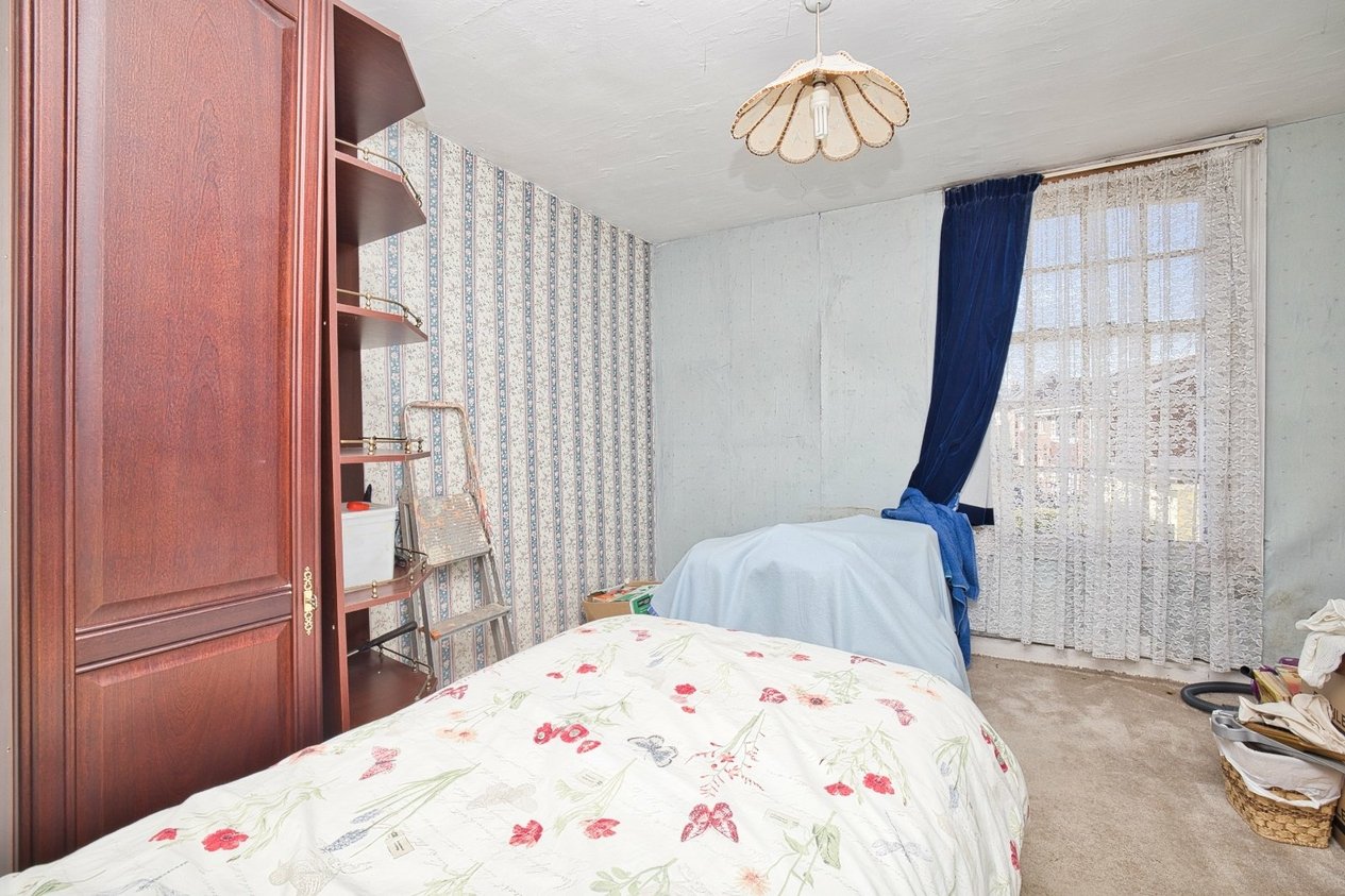 Properties Under Offer in High Street St. Peters