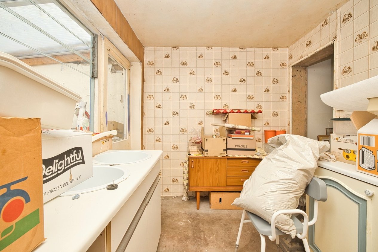 Properties Under Offer in High Street St. Peters