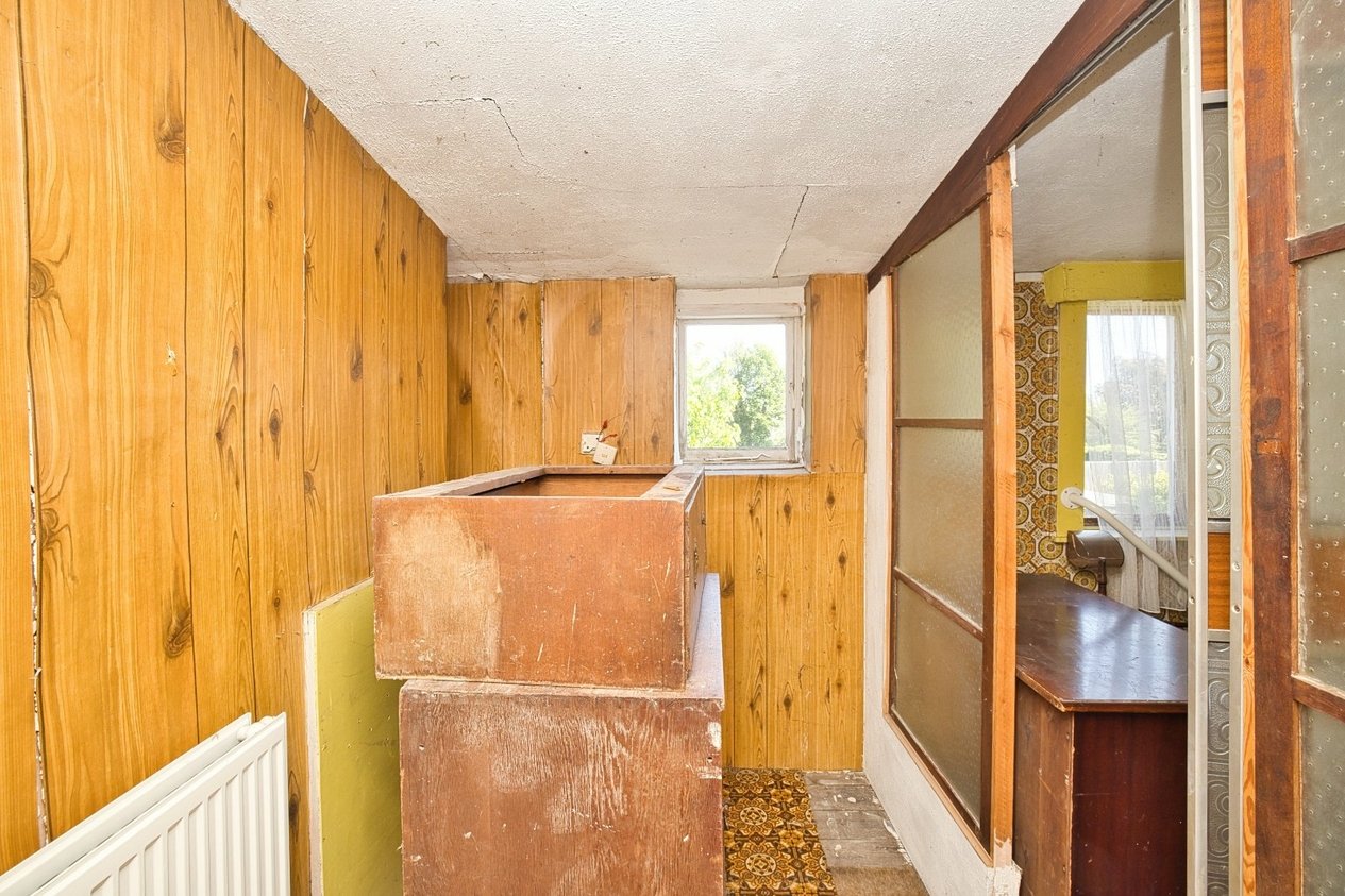 Properties Under Offer in High Street St. Peters