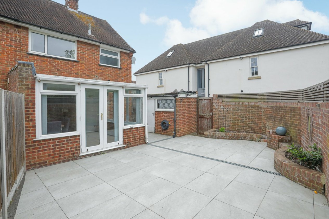 Properties Under Offer in High Street Sturry