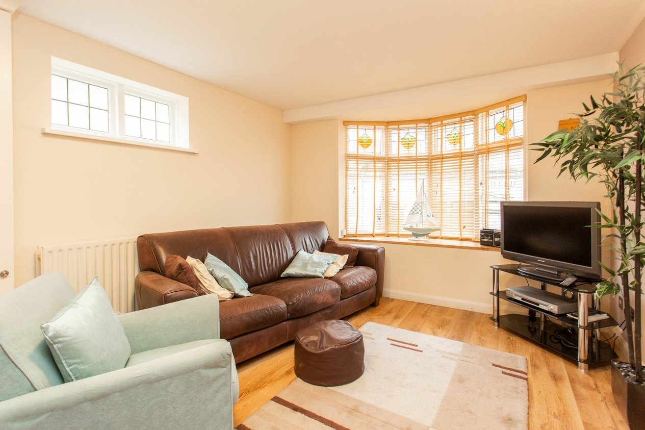 Properties Sold Subject To Contract in High Street  Whitstable