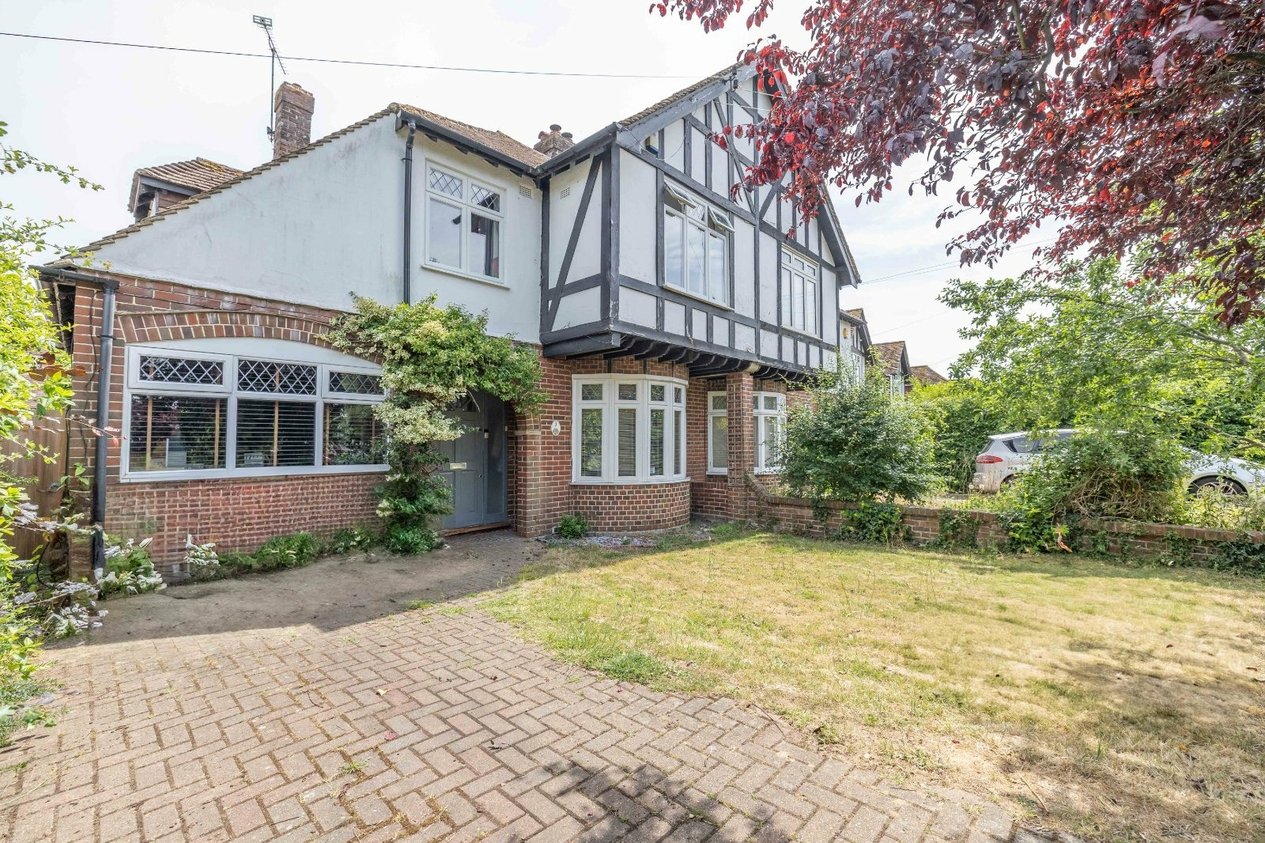 Properties For Sale in Highfield Close Blean