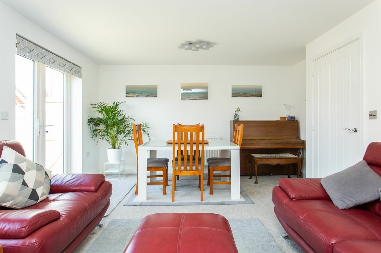 Properties For Sale in Highlanders Avenue  Canterbury