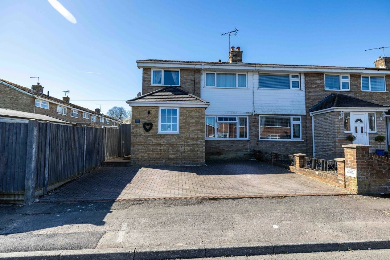 Properties For Sale in Hill Crescent  Aylesham