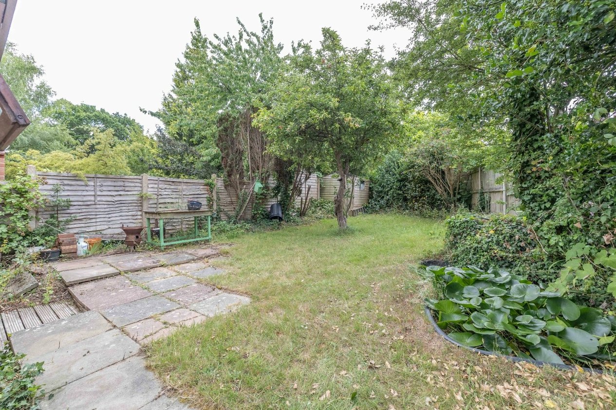Properties For Sale in Hillside Avenue Canterbury