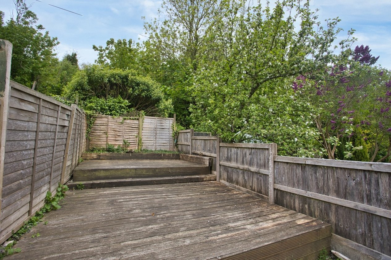 Properties Under Offer in Hillside Road Dover