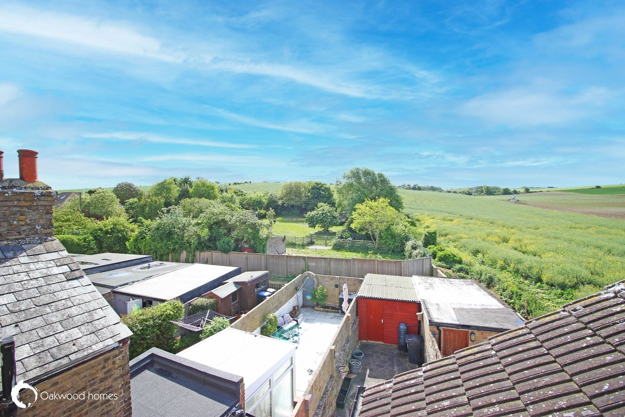 Properties For Sale in Hillview Cottages Shottendane Road
