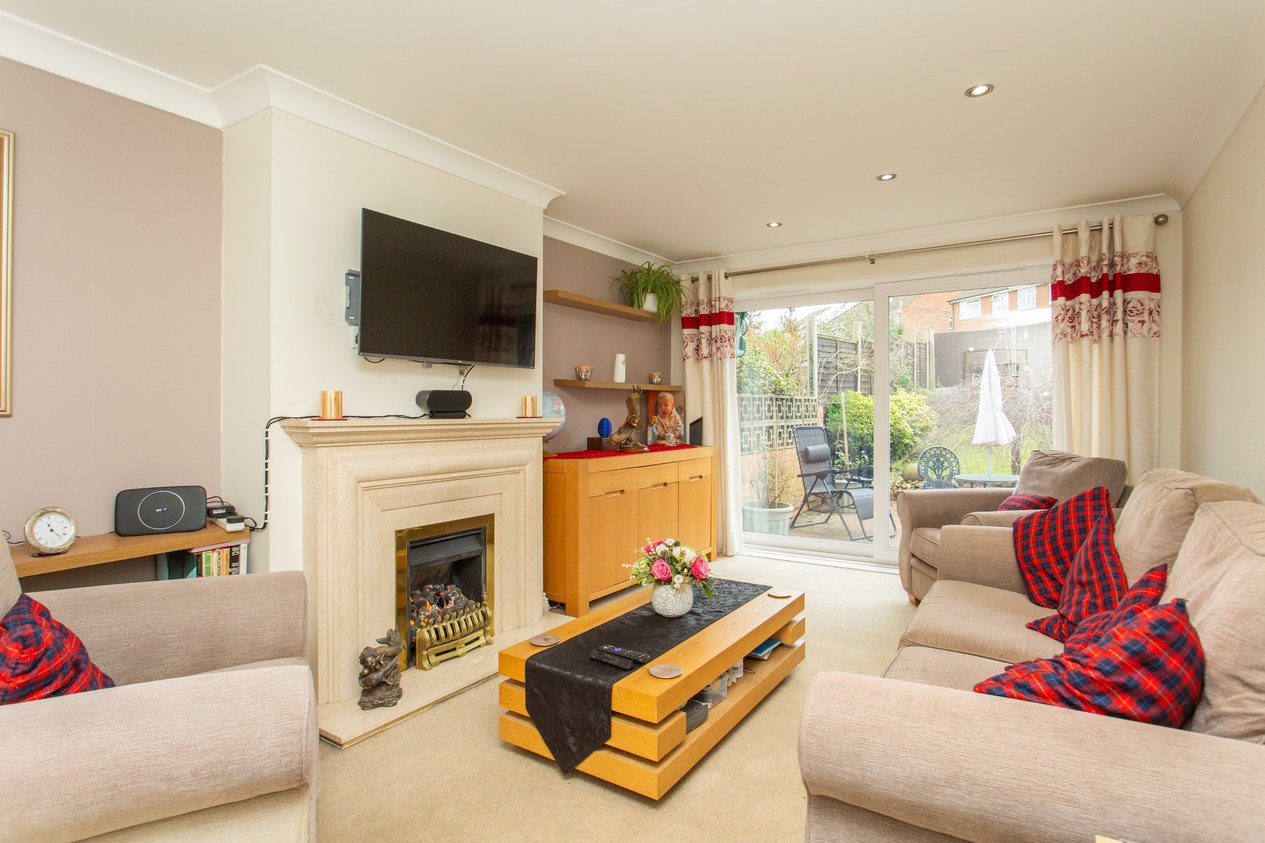 Properties Under Offer in Hoades Wood Road Sturry