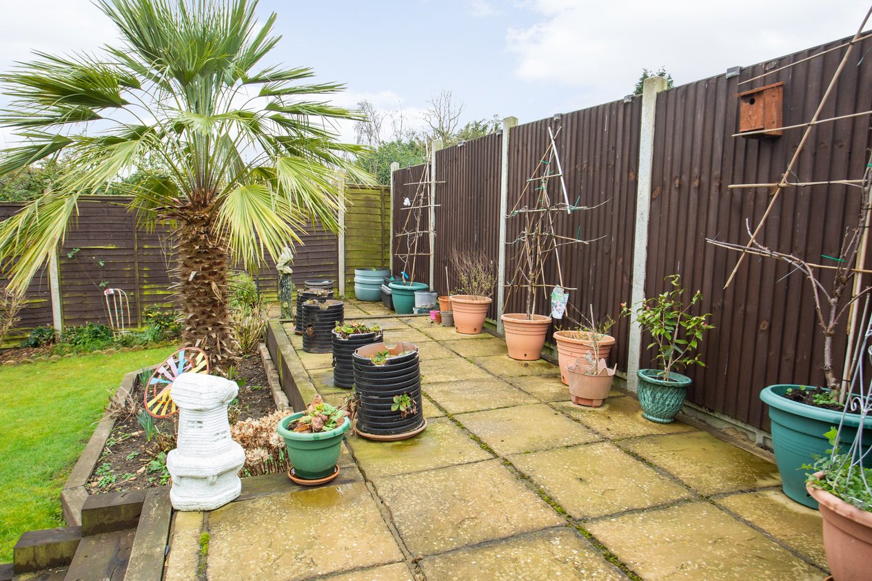 Properties Under Offer in Hoades Wood Road Sturry