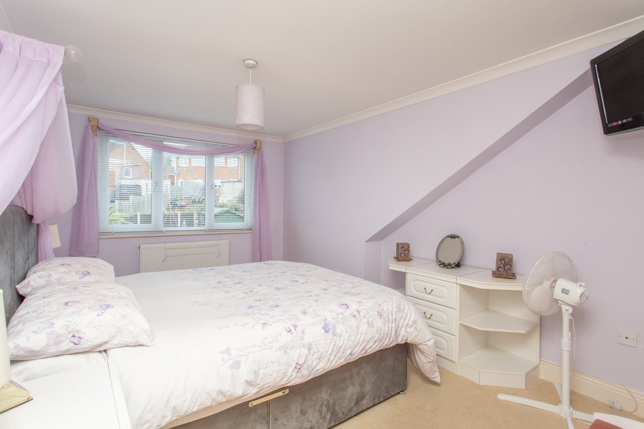 Properties Under Offer in Hoades Wood Road Sturry