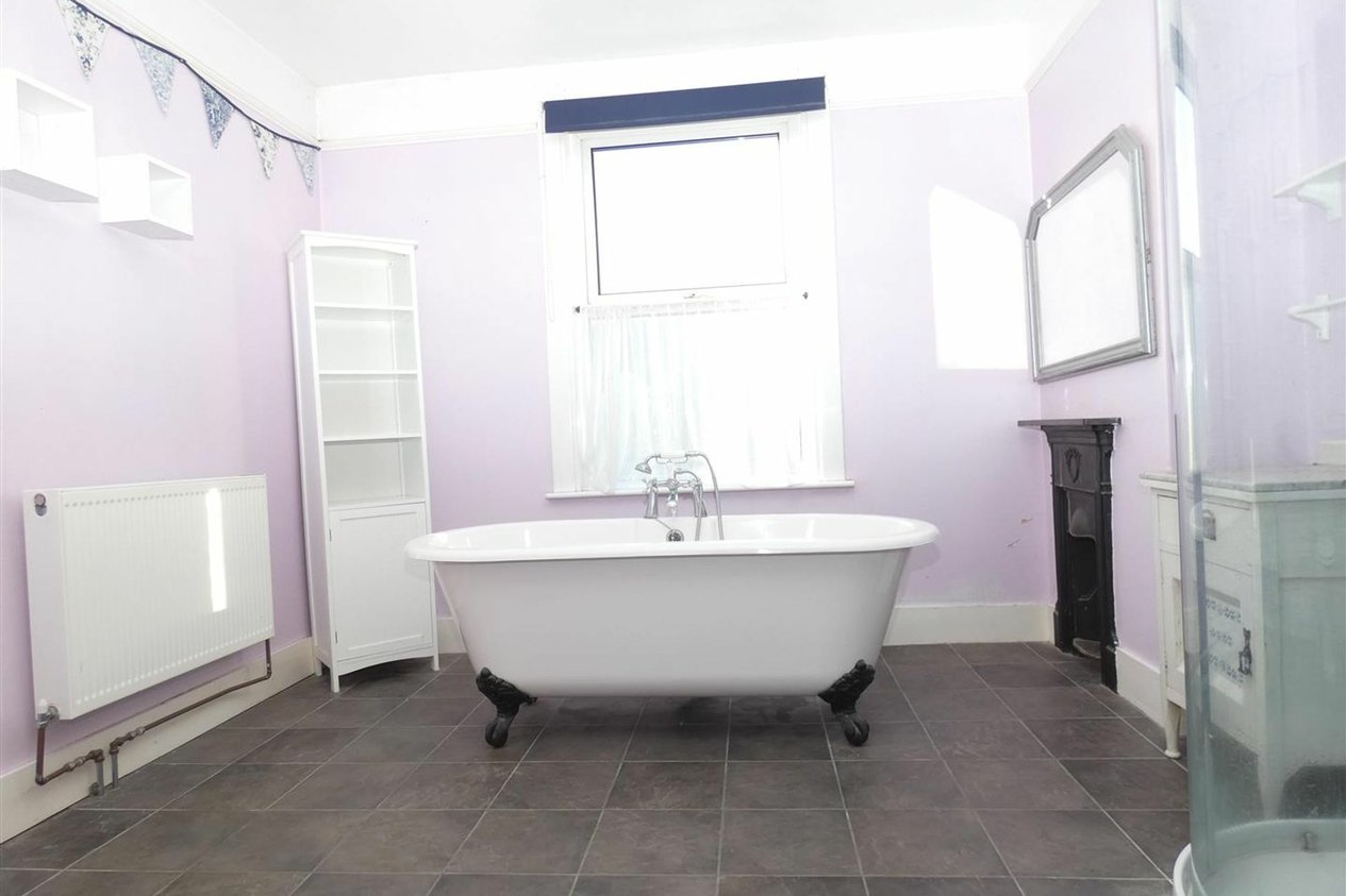 Properties Sold Subject To Contract in Hollicondane Road  Ramsgate