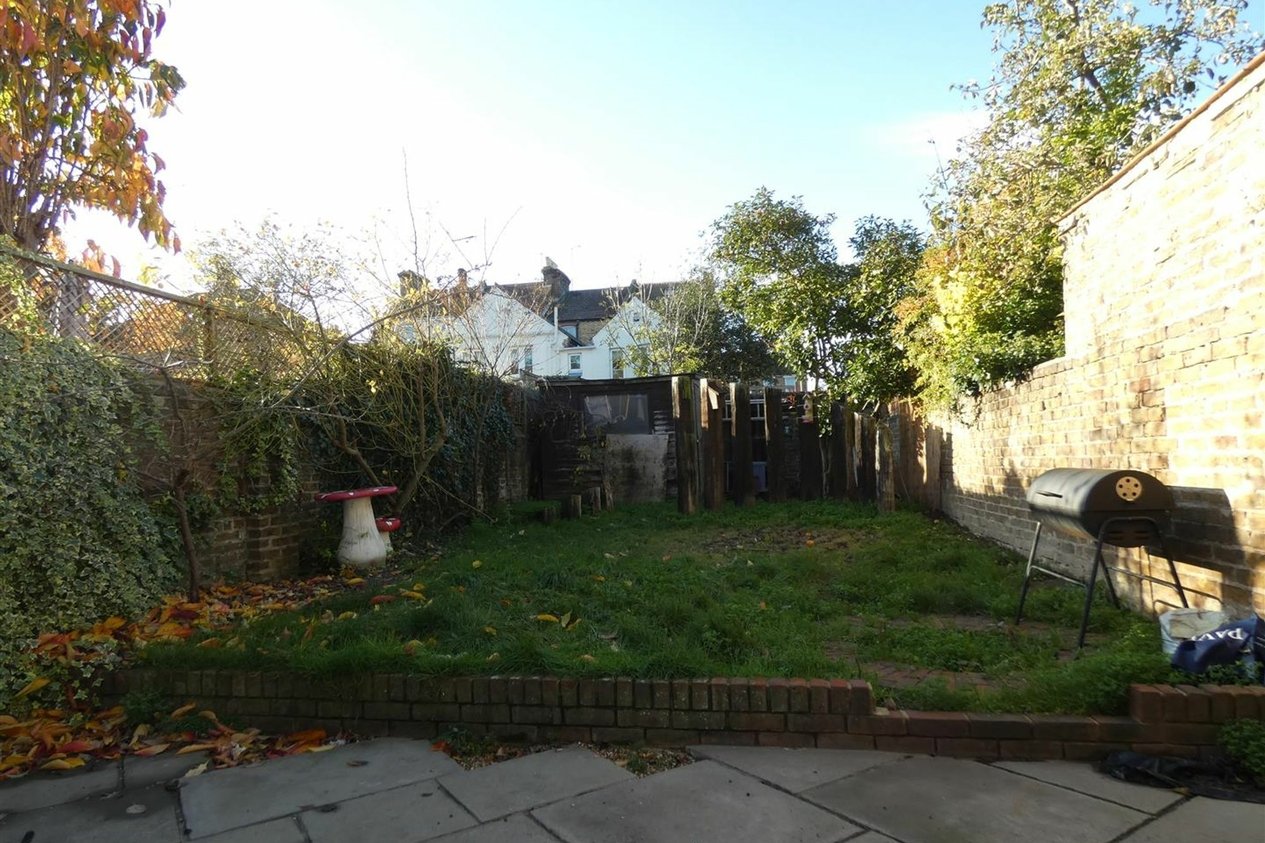 Properties Sold Subject To Contract in Hollicondane Road  Ramsgate