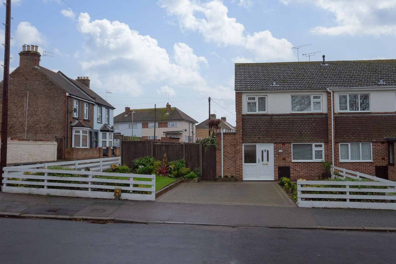 Properties For Sale in Holly Road Ramsgate